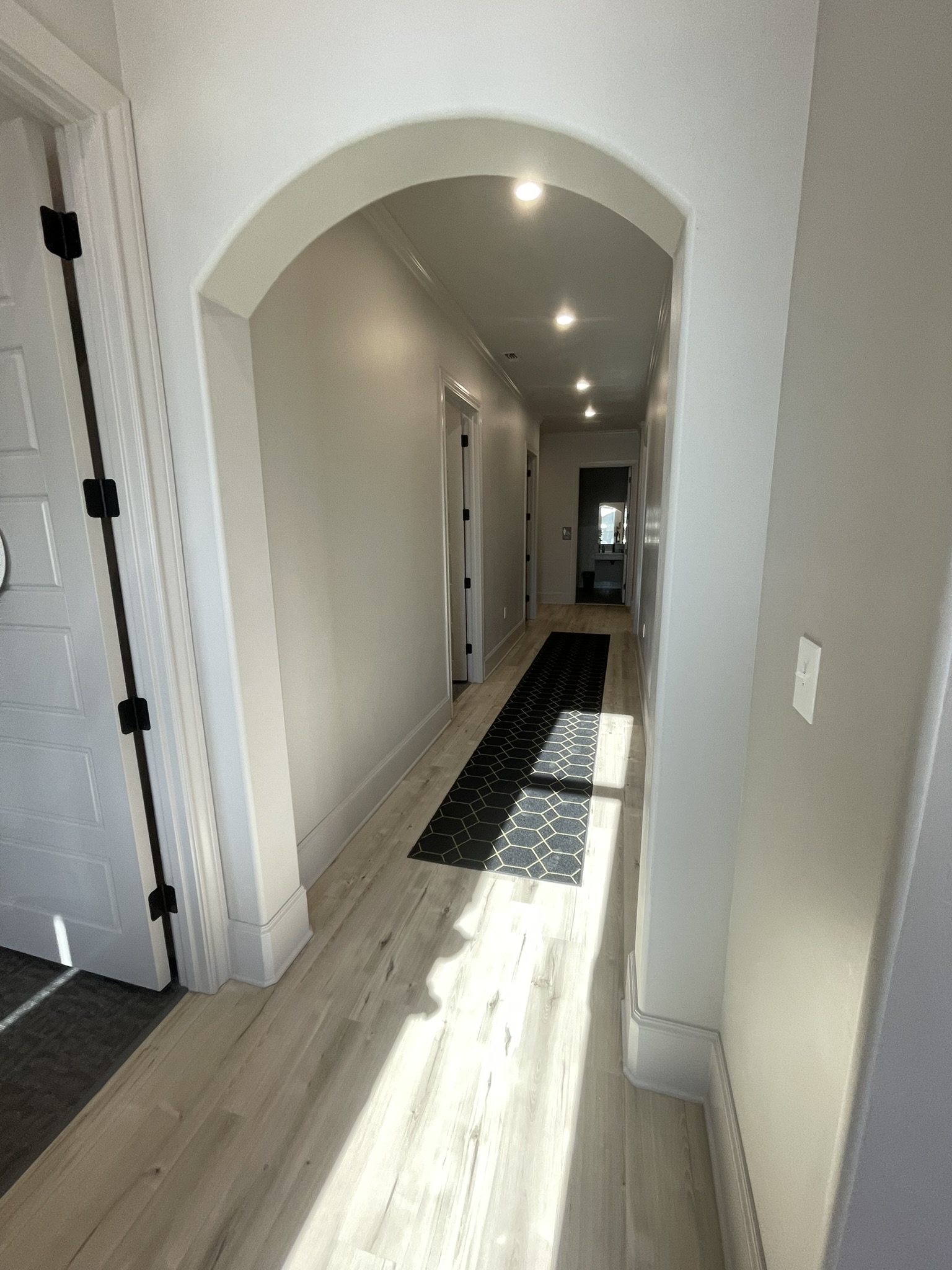 Picture of an arched hallway